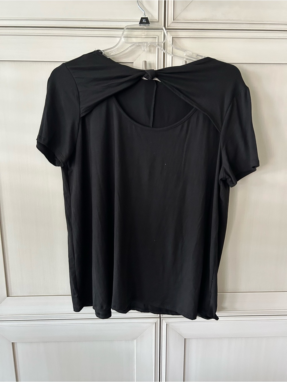 Women's Black Short Sleeve Front Twist Top
